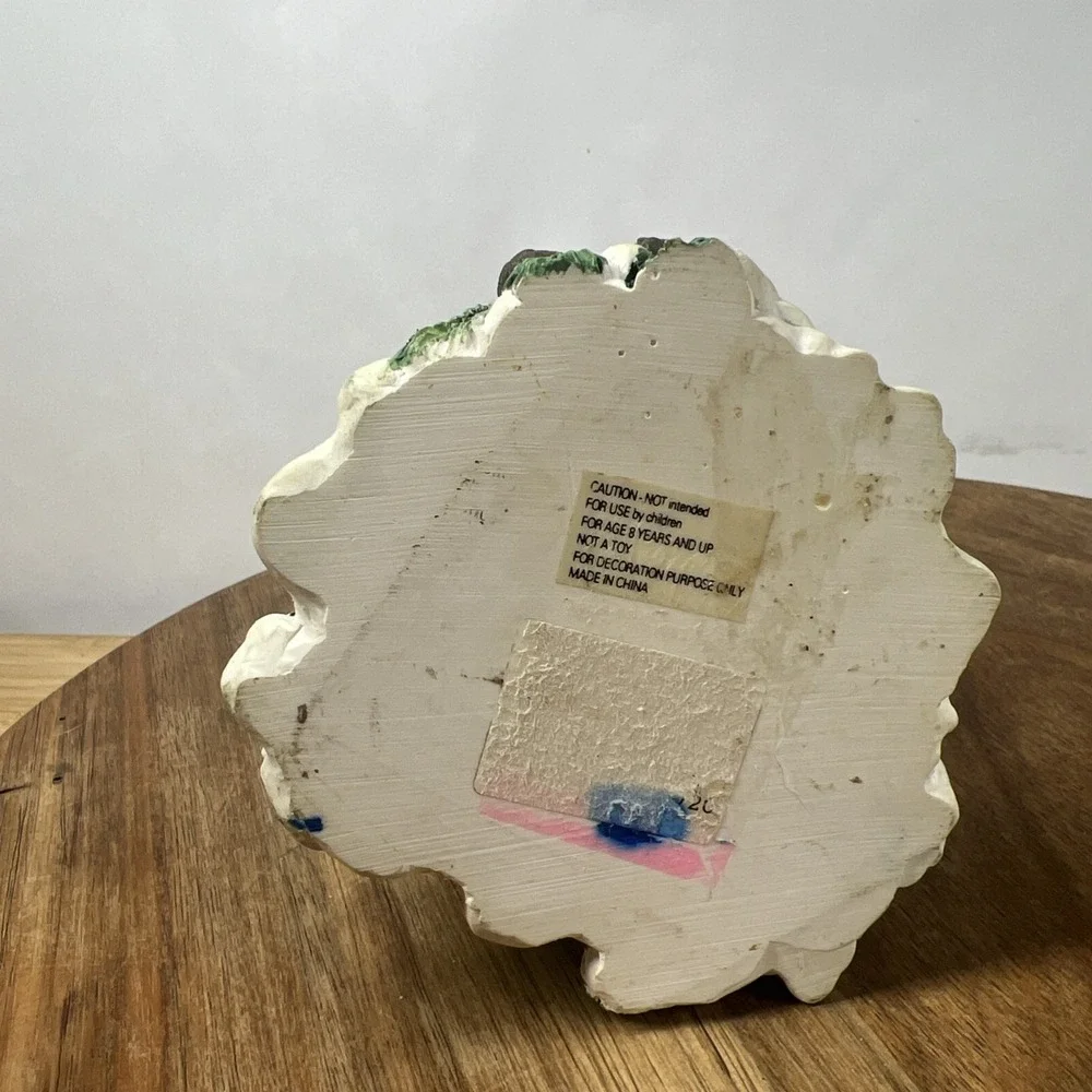 Vintage Nature's Friends‎ Squirrel Log Snow Globe – Summit Corp.